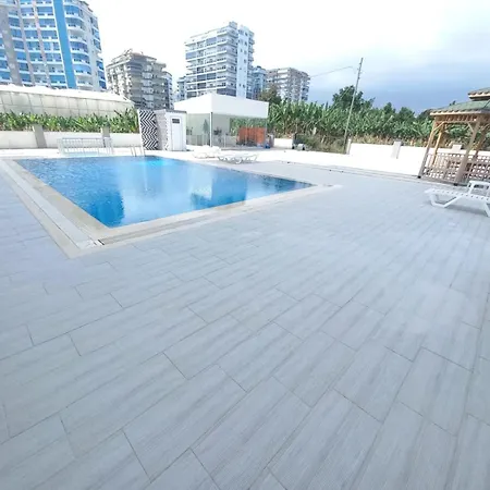 Denize Yakin Lueks Apartment *