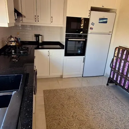 Denize Yakin Lueks Apartment *